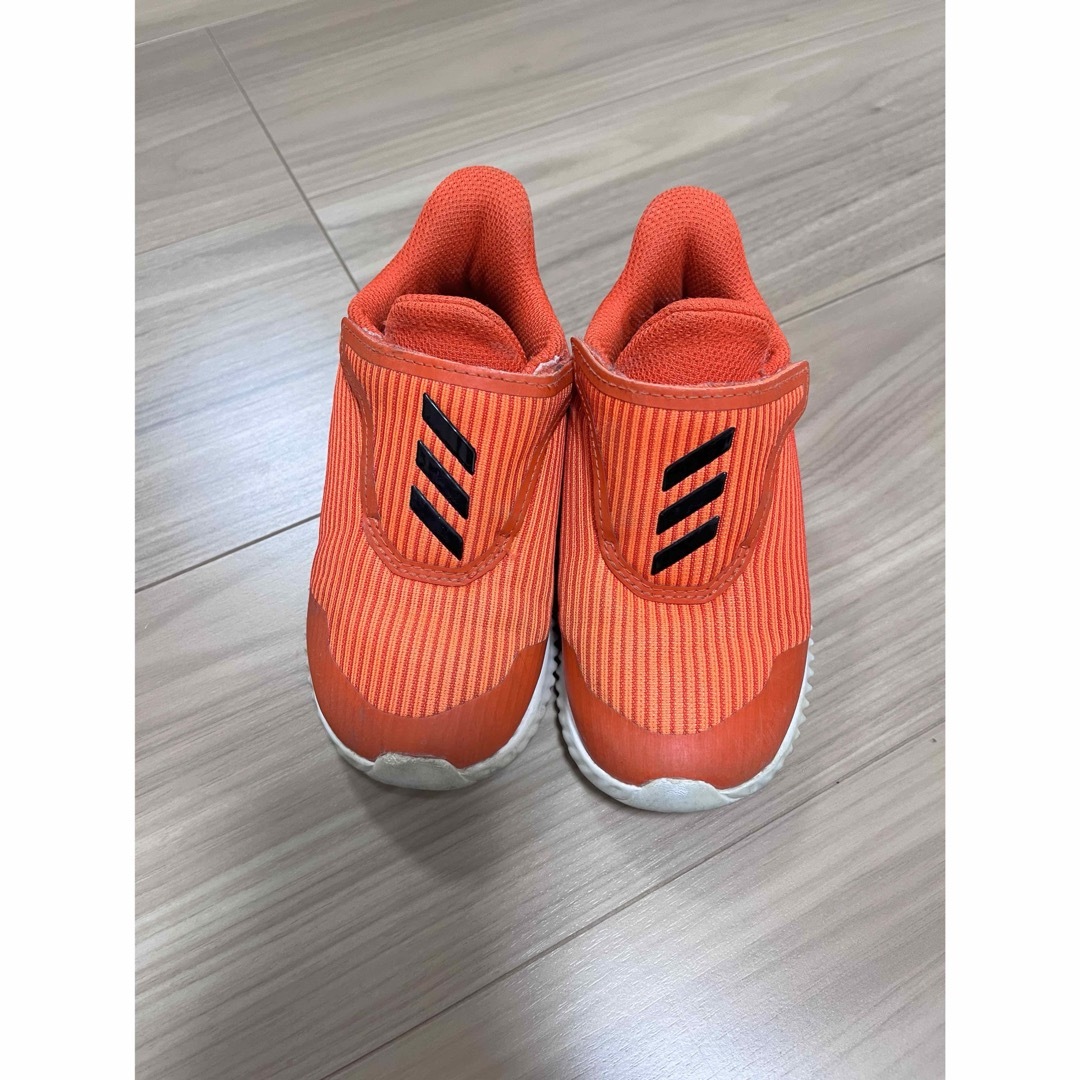 adidas(アディダス)のadidas 14.0cm キッズ/ベビー/マタニティのベビー靴/シューズ(~14cm)(スニーカー)の商品写真