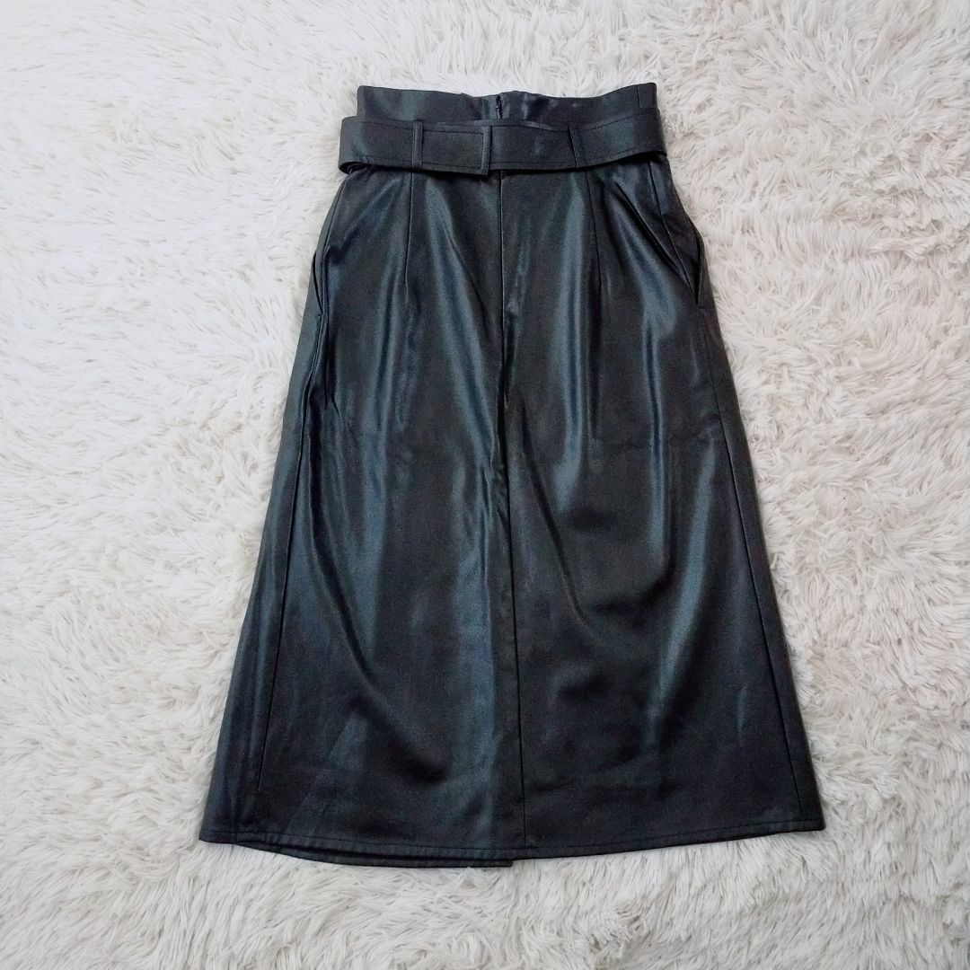 ANAYI(アナイ)のアナイ エコレザー Aライン スカート ベルト アイロン可能 レディースのスカート(ロングスカート)の商品写真