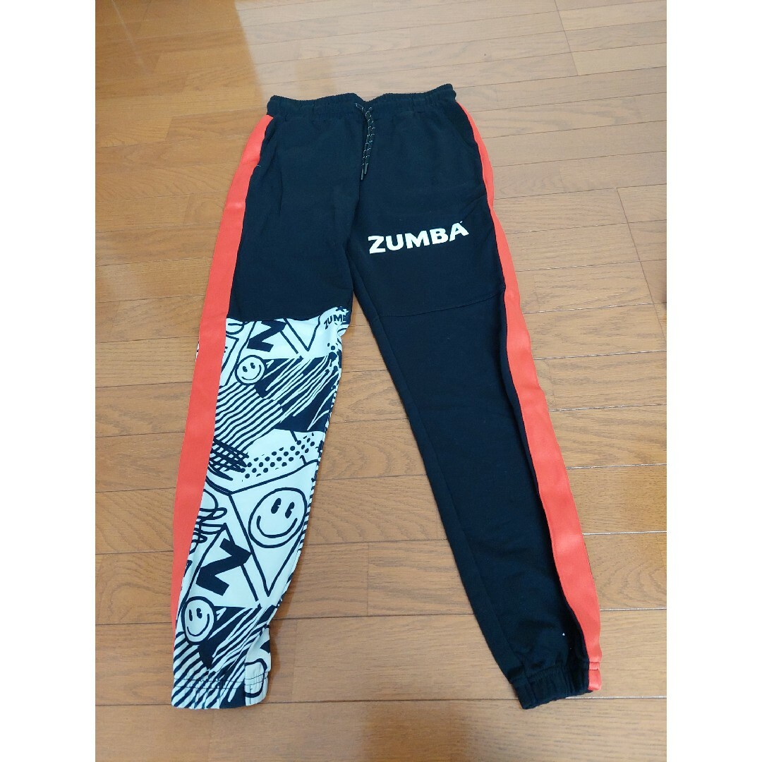 Zumba(ズンバ)のズンバ　正規品　スエットパンツ(もも様) スポーツ/アウトドアのトレーニング/エクササイズ(トレーニング用品)の商品写真