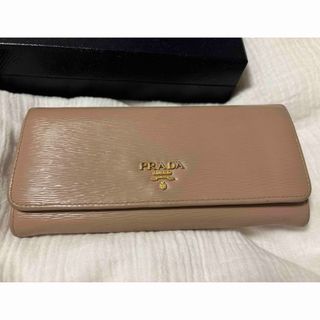 プラダ(PRADA)の【akane様専用】　PRADA   長財布　【美品】(財布)