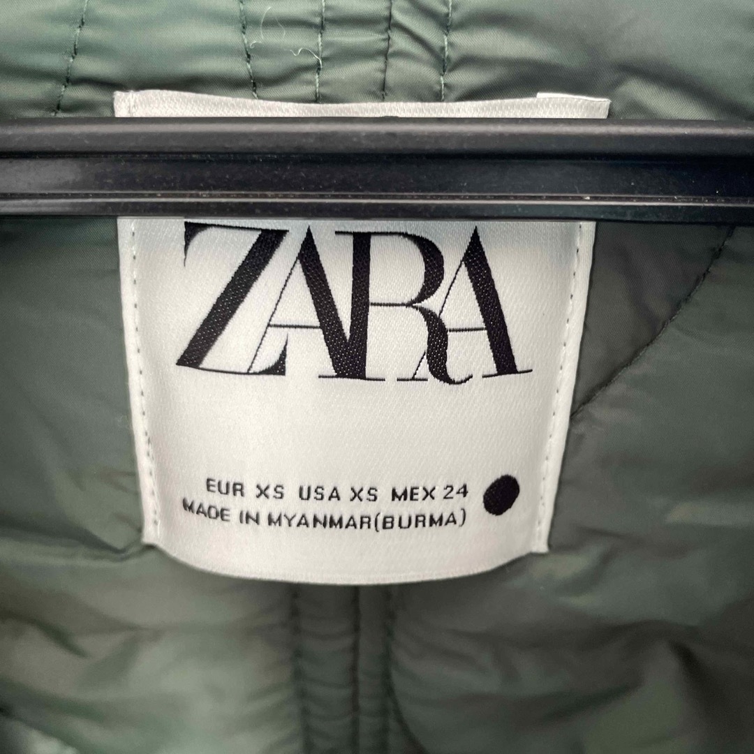 ZARA(ザラ)のZARAアウター レディースのジャケット/アウター(ダウンジャケット)の商品写真