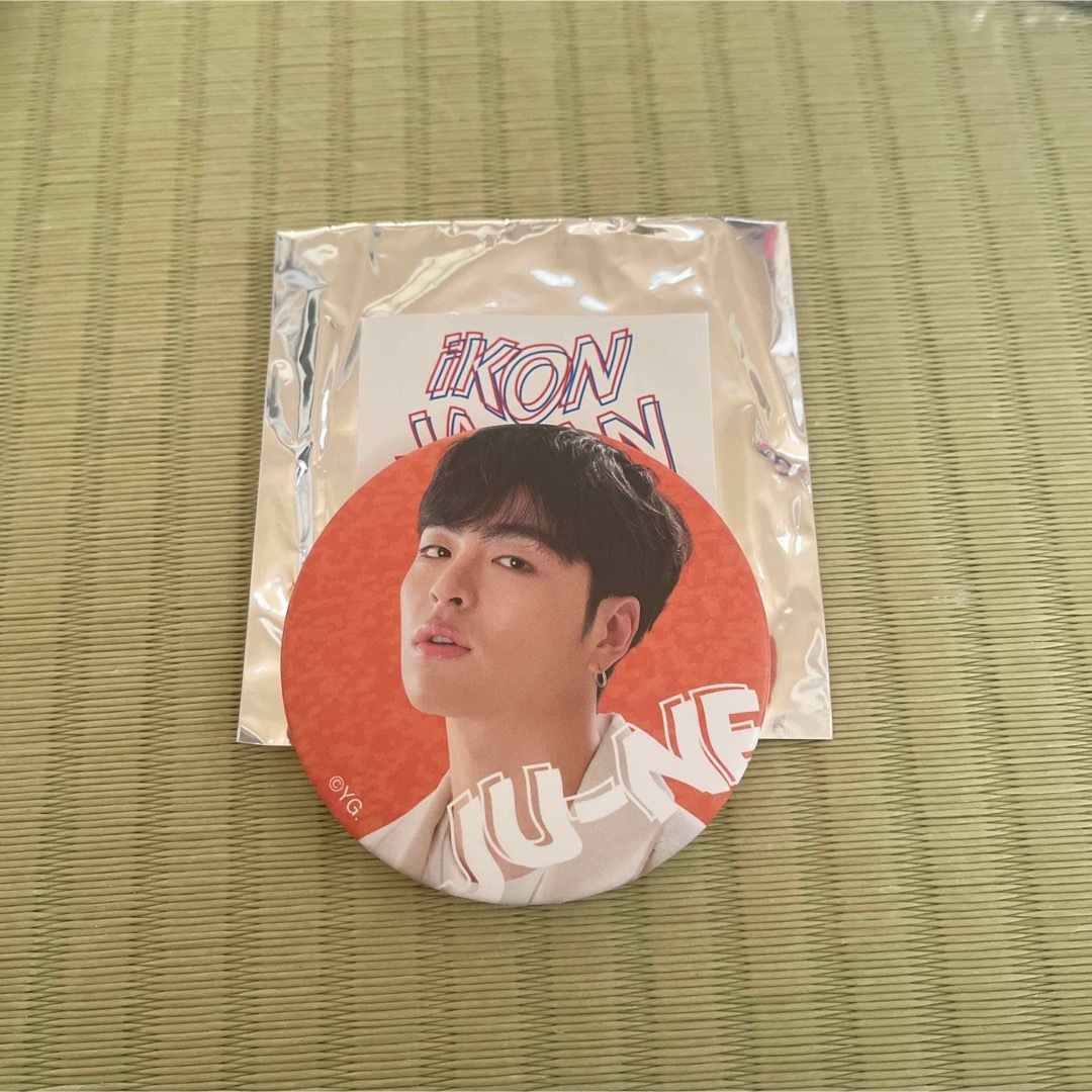 iKON(アイコン)のiKON 缶バッジ　JU-NE エンタメ/ホビーのCD(K-POP/アジア)の商品写真