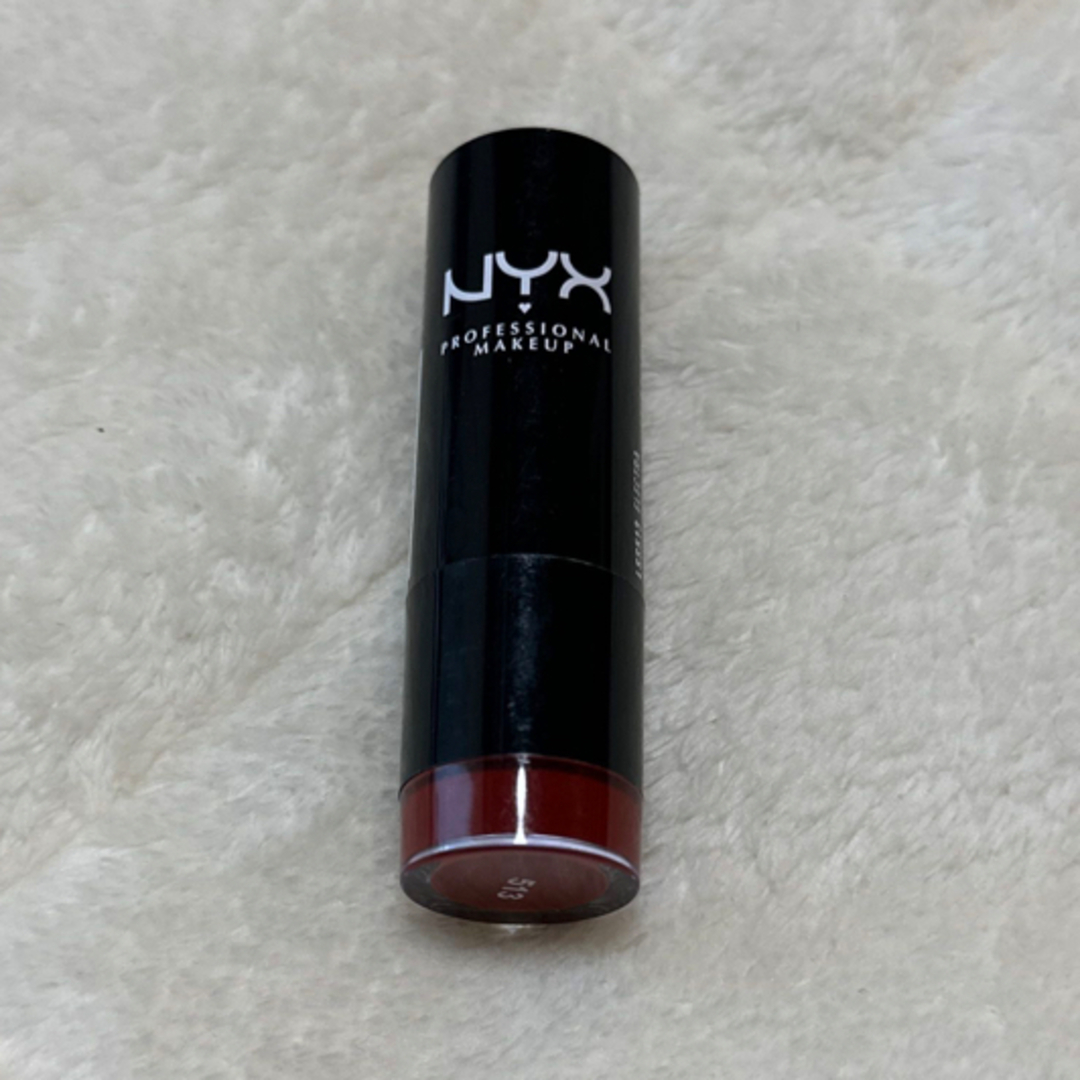 NYX(エヌワイエックス)のNYX 513 リップ コスメ/美容のベースメイク/化粧品(口紅)の商品写真