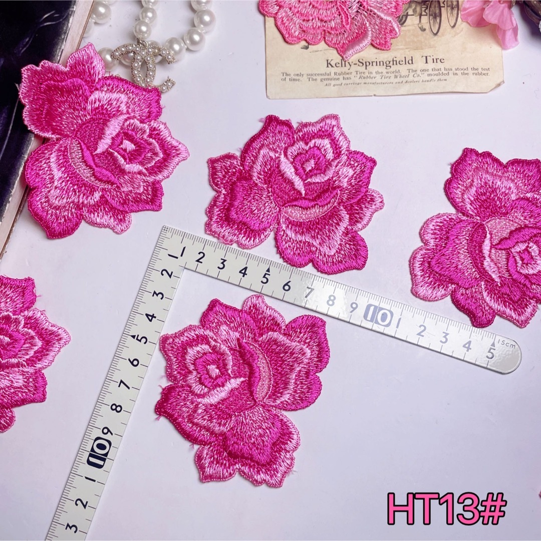 ★新品★HT13# グラテーション　薔薇　刺繍　モチーフ　ワッペン　ハンドメイド ハンドメイドの素材/材料(各種パーツ)の商品写真