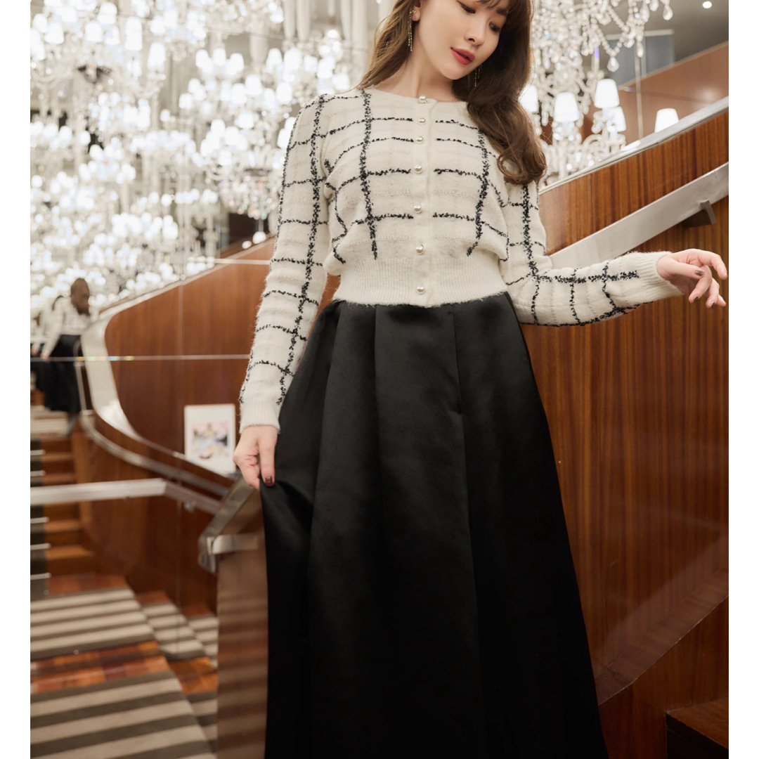 Her lip to(ハーリップトゥ)のHer lip to💋Shine Satin Volume Long Skirt レディースのスカート(ロングスカート)の商品写真