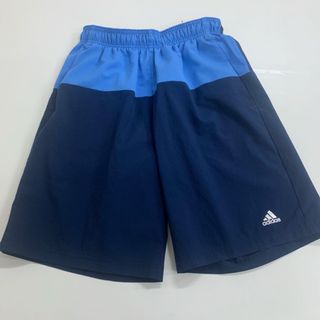 アディダス(adidas)の美品アディダスadidasハーフパンツMポケット付(ショートパンツ)