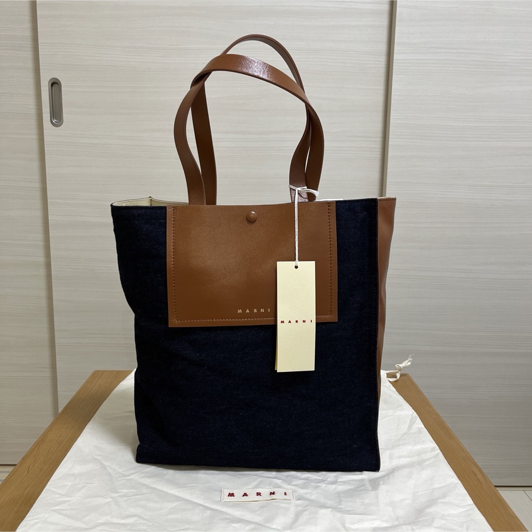 Marni(マルニ)の新品　マルニ　MARNI Museo ソフト　デニム　トートバッグ　ミュゼオ レディースのバッグ(トートバッグ)の商品写真