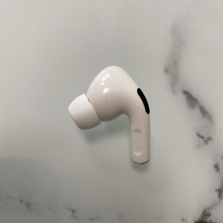 アップル(Apple)のAirPodspro 第1世代の左耳(ヘッドフォン/イヤフォン)