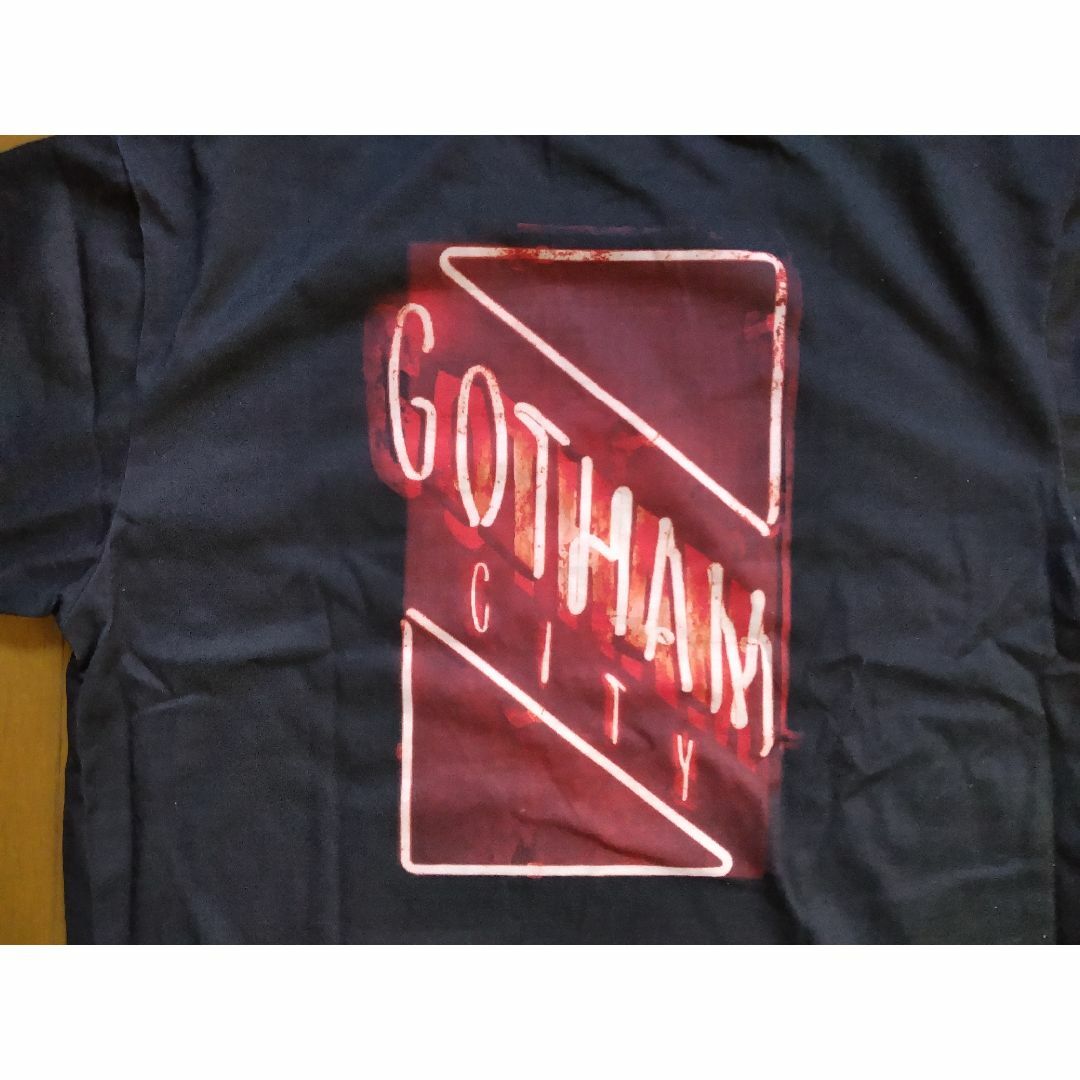 Hot Toys(ホットトイズ)のTHE BATMAN－ザ・バットマン－ Tシャツ　ホットトイズ・アパレル メンズのトップス(Tシャツ/カットソー(半袖/袖なし))の商品写真