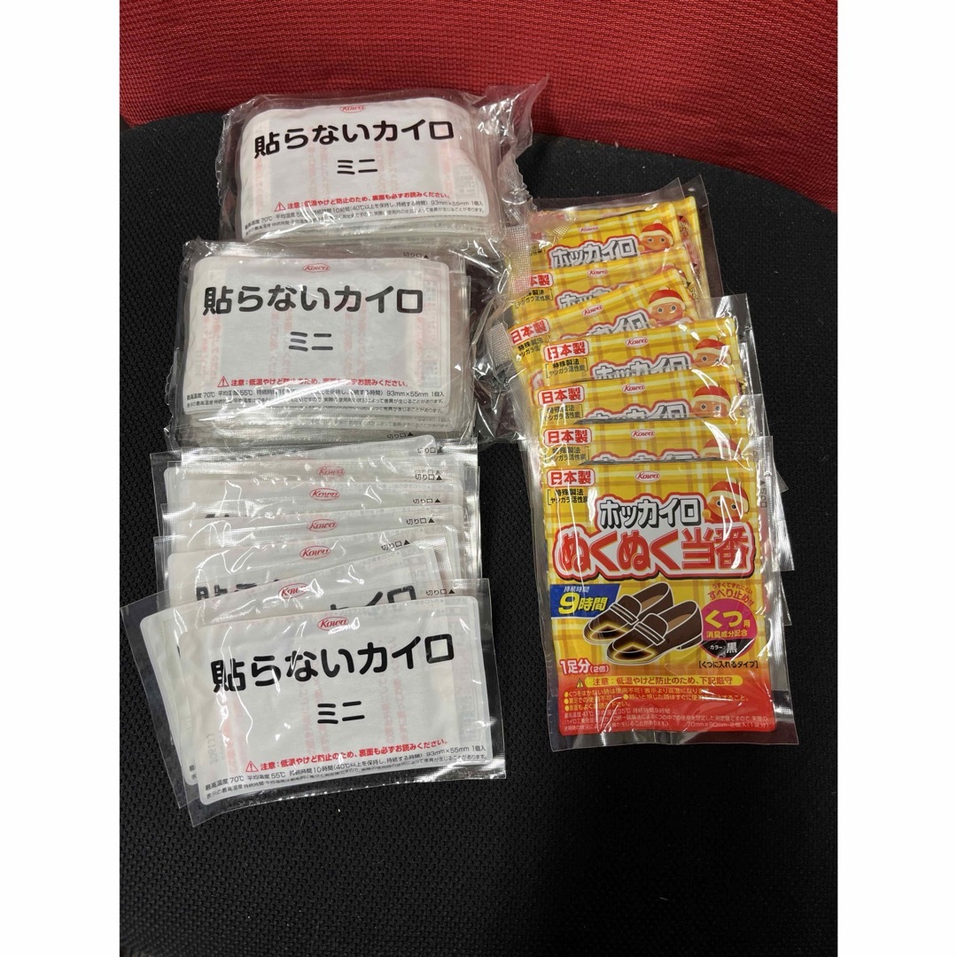 使い捨てカイロ　貼らないカイロミニ28個&ホッカイロぬくぬく当番8個 インテリア/住まい/日用品の日用品/生活雑貨/旅行(その他)の商品写真