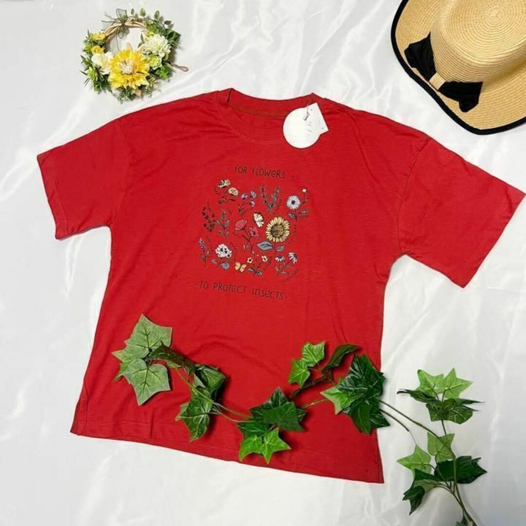 【新品　送料無料】プリントtシャツ サイズLL レッド レディースのトップス(Tシャツ(半袖/袖なし))の商品写真