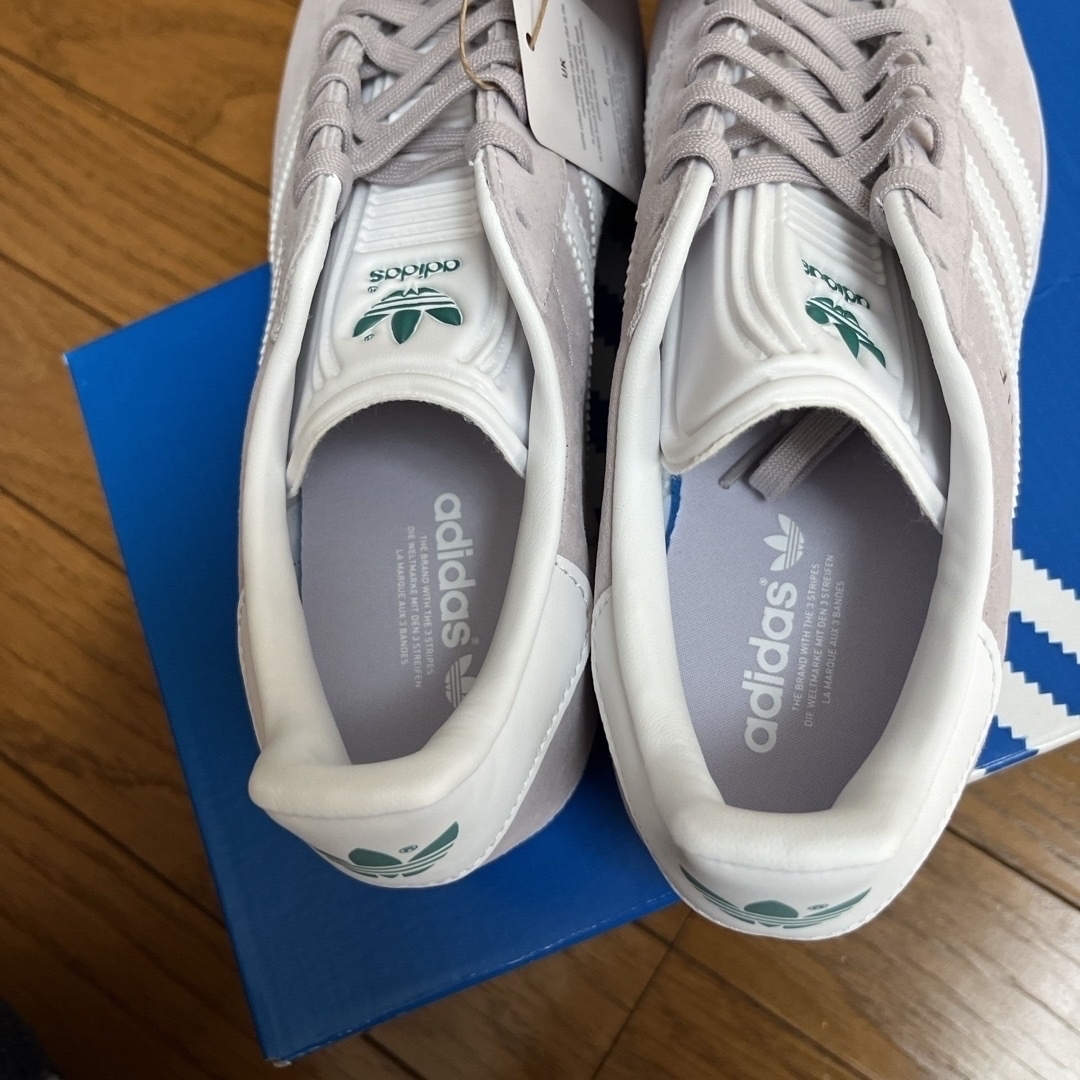 adidas(アディダス)の【新品未使用】GAZELLE adidas スニーカー レディースの靴/シューズ(スニーカー)の商品写真