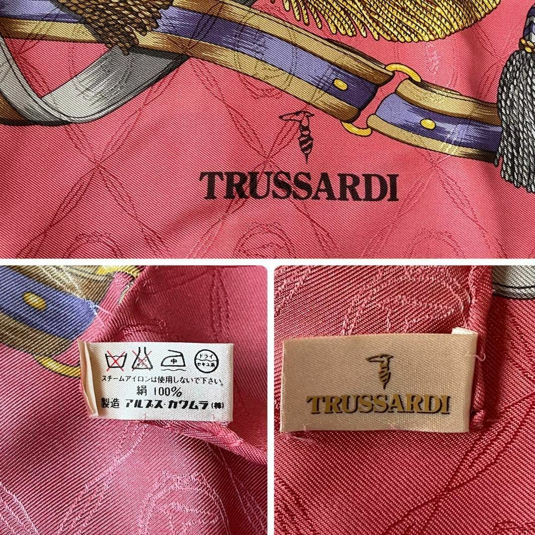 Trussardi(トラサルディ)のトラサルディ　シルクスカーフ　ピンク レディースのファッション小物(バンダナ/スカーフ)の商品写真