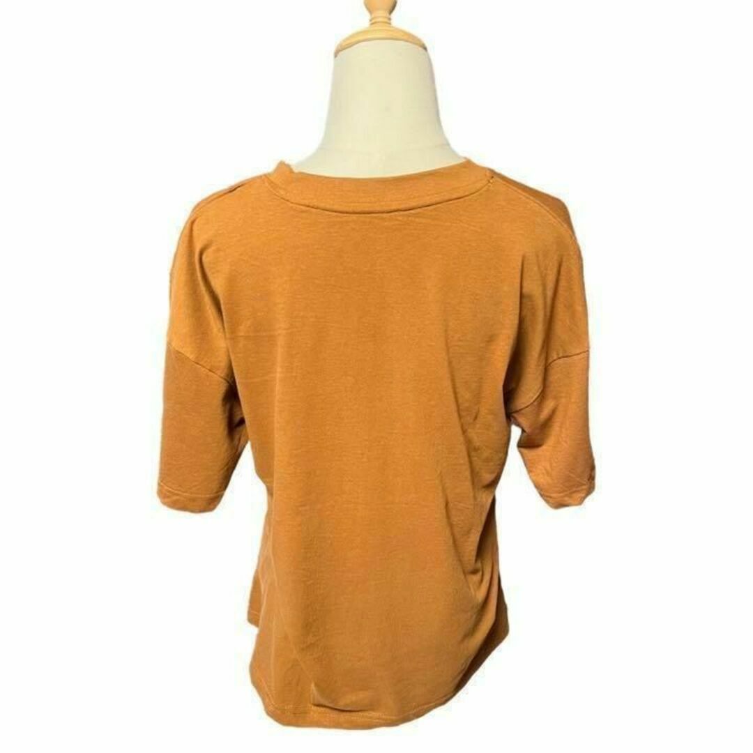 【新品　送料無料】プリントtシャツ サイズL ブラウン レディースのトップス(Tシャツ(半袖/袖なし))の商品写真