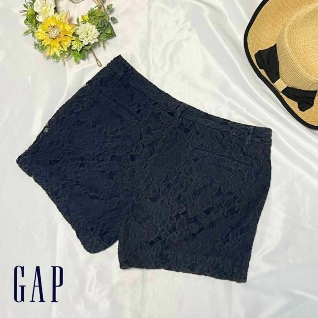 GAP(ギャップ)の【送料無料　春夏用】ギャップ　ショートパンツ　サイズ8 ネイビー レディースのパンツ(ショートパンツ)の商品写真