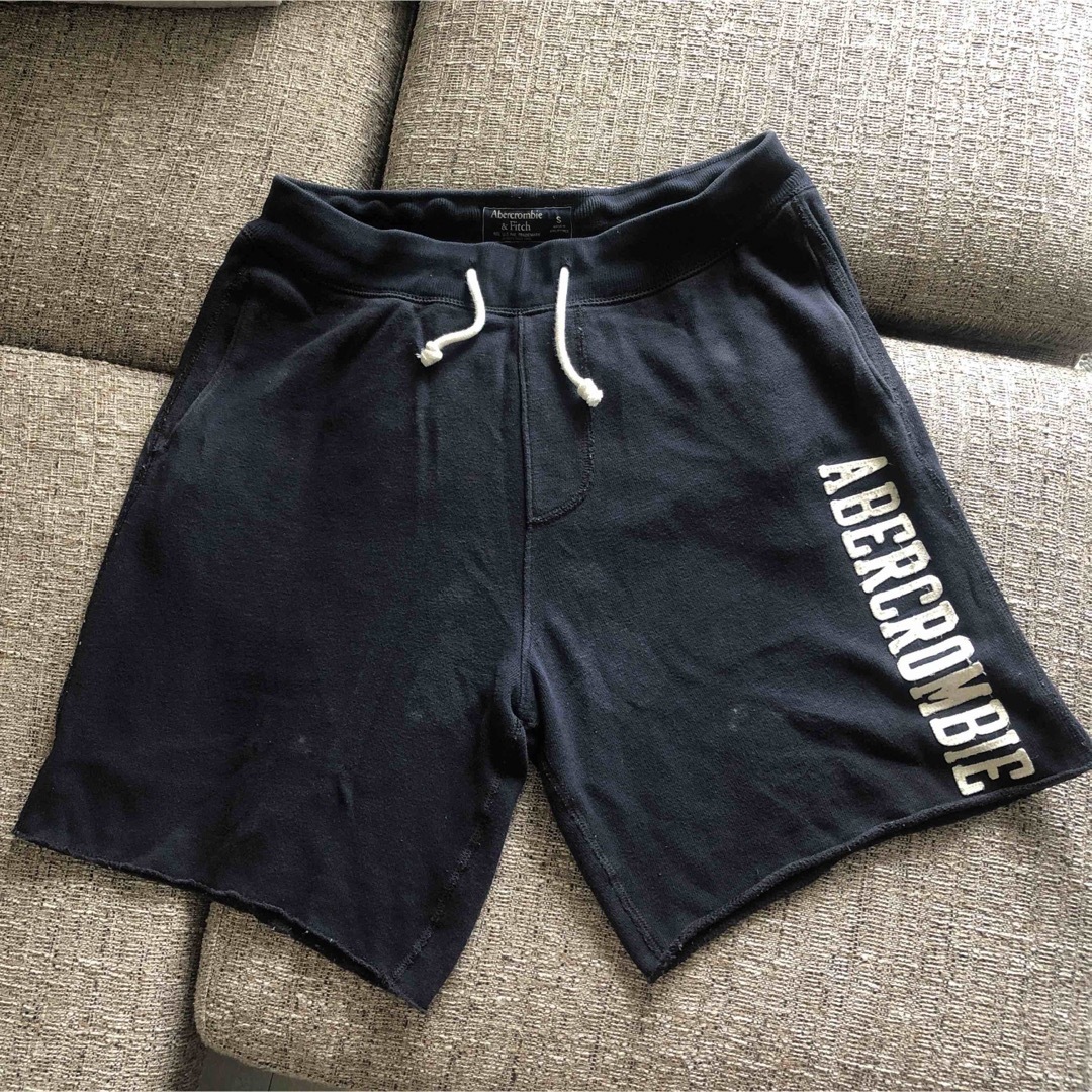 Abercrombie&Fitch(アバクロンビーアンドフィッチ)のアバクロ　メンズ　ハーフパンツ メンズのパンツ(ショートパンツ)の商品写真