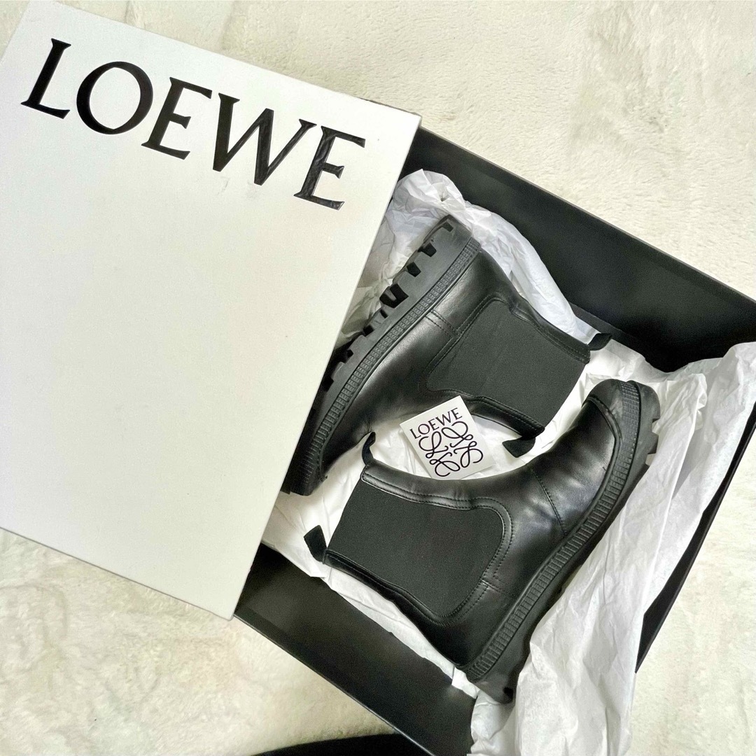 LOEWE(ロエベ)の箱付き LOEWE ロエベ レザー ラバー サイドゴアブーツ ラギットソール レディースの靴/シューズ(ブーツ)の商品写真