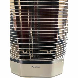 ダイキン(DAIKIN)のDAIKIN ERFT11KS  電気ヒーター ダイキン 遠赤外線暖房機(電気ヒーター)