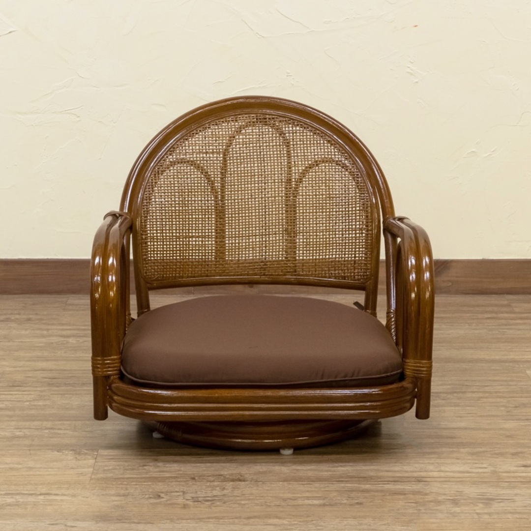 【送料無料】ラタン 回転座椅子 ロータイプ 360度 天然藤 インテリア/住まい/日用品の椅子/チェア(座椅子)の商品写真