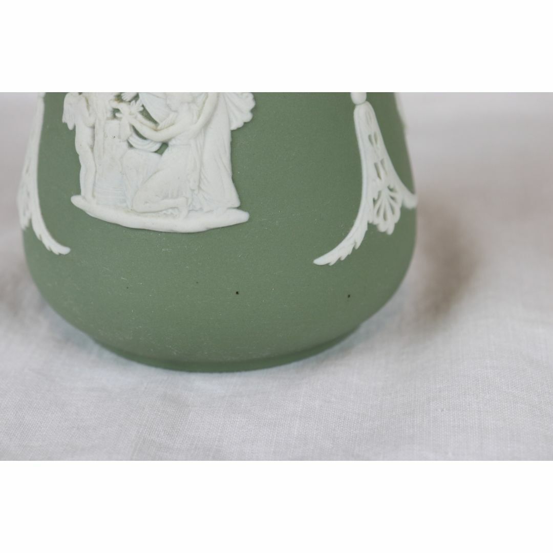 WEDGWOOD(ウェッジウッド)のウェッジウッド　ジャスパー　花瓶　セージグリーン　フラワーベース　ヴィンテージ インテリア/住まい/日用品のインテリア小物(花瓶)の商品写真