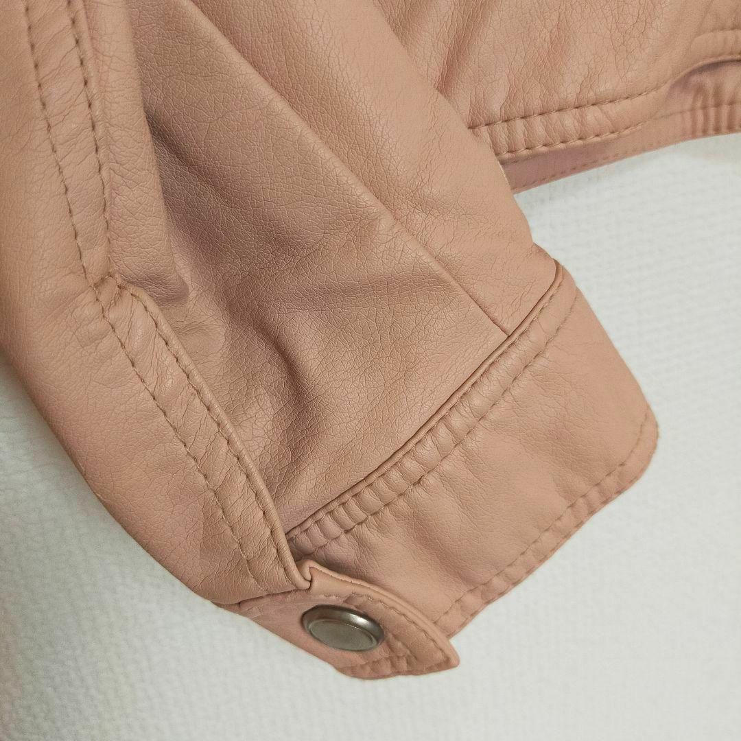 しまむら(シマムラ)のレディース フェイクレザージャケット アウター 春 スプリング ピンク 合皮 M レディースのジャケット/アウター(ライダースジャケット)の商品写真