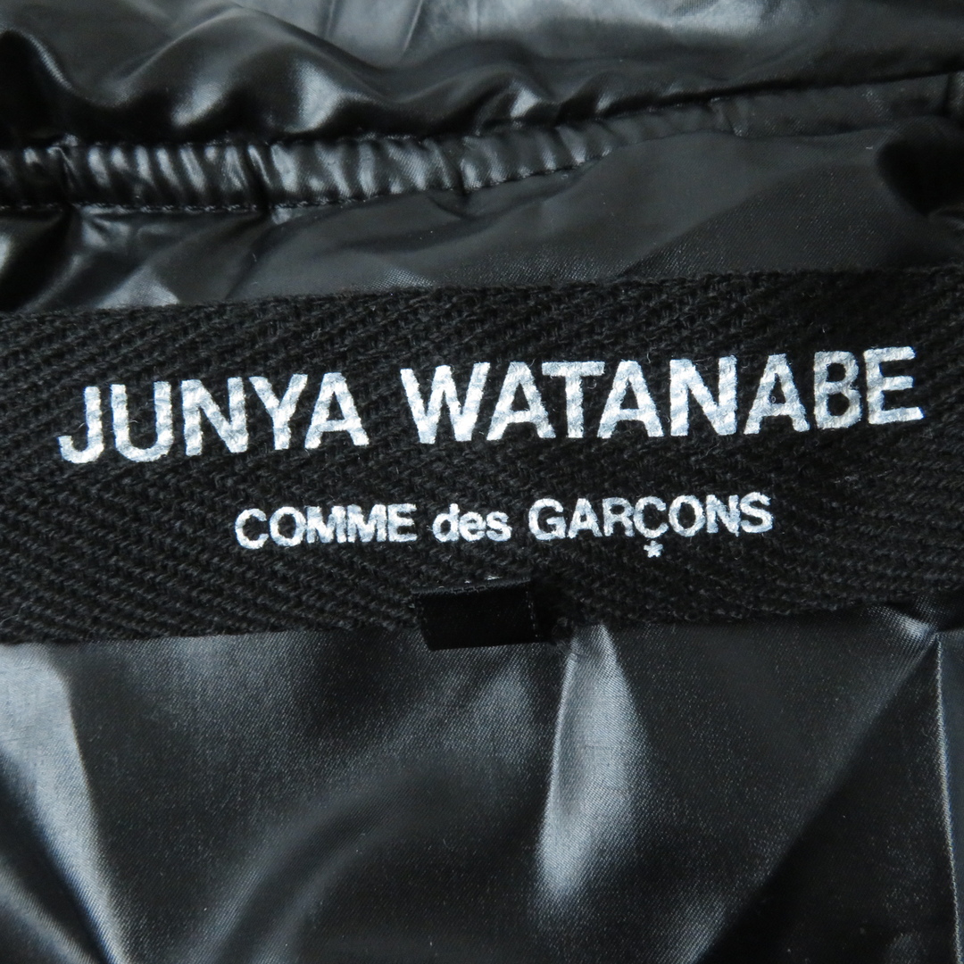 JUNYA WATANABE(ジュンヤワタナベ)の極美品 JUNYA WATANABE COMME des GARCONS MAN ジュンヤワタナベコムデギャルソンマン JL-C033 レザー使い ダウン ダッフルコート ブラック 黒 日本製 正規品 レディース レディースのジャケット/アウター(ダッフルコート)の商品写真