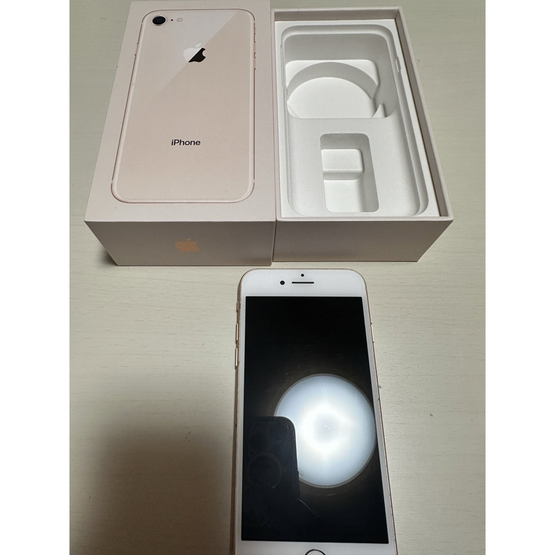 iPhone(アイフォーン)のiPhone8♡64GBローズゴールドお値下げ❣️ スマホ/家電/カメラのスマートフォン/携帯電話(スマートフォン本体)の商品写真