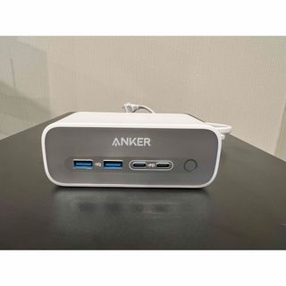 アンカー(Anker)のANKER 525 CHARGING STATION 電源タップ A91C0N2(バッテリー/充電器)