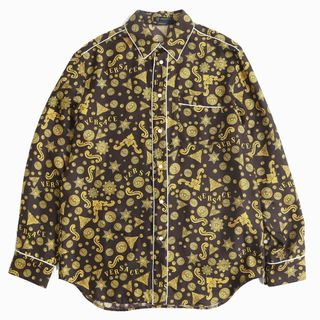 ヴェルサーチ(VERSACE)の極美品△正規品 VERSACE ヴェルサーチ 2019年 A84344 メデューサボタン付 バロッコ 総柄 HERITAGE FIT 長袖 シルクシャツ 40 焦げ茶×黄色(シャツ)