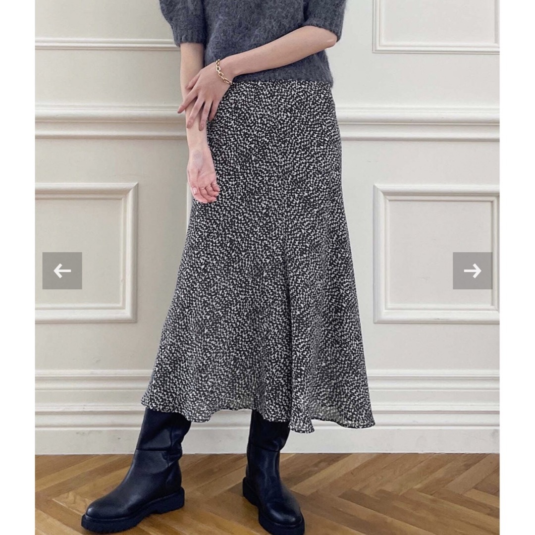 IENA(イエナ)の【ENA maisonヘリンボーンプリントスカート】 レディースのスカート(ロングスカート)の商品写真