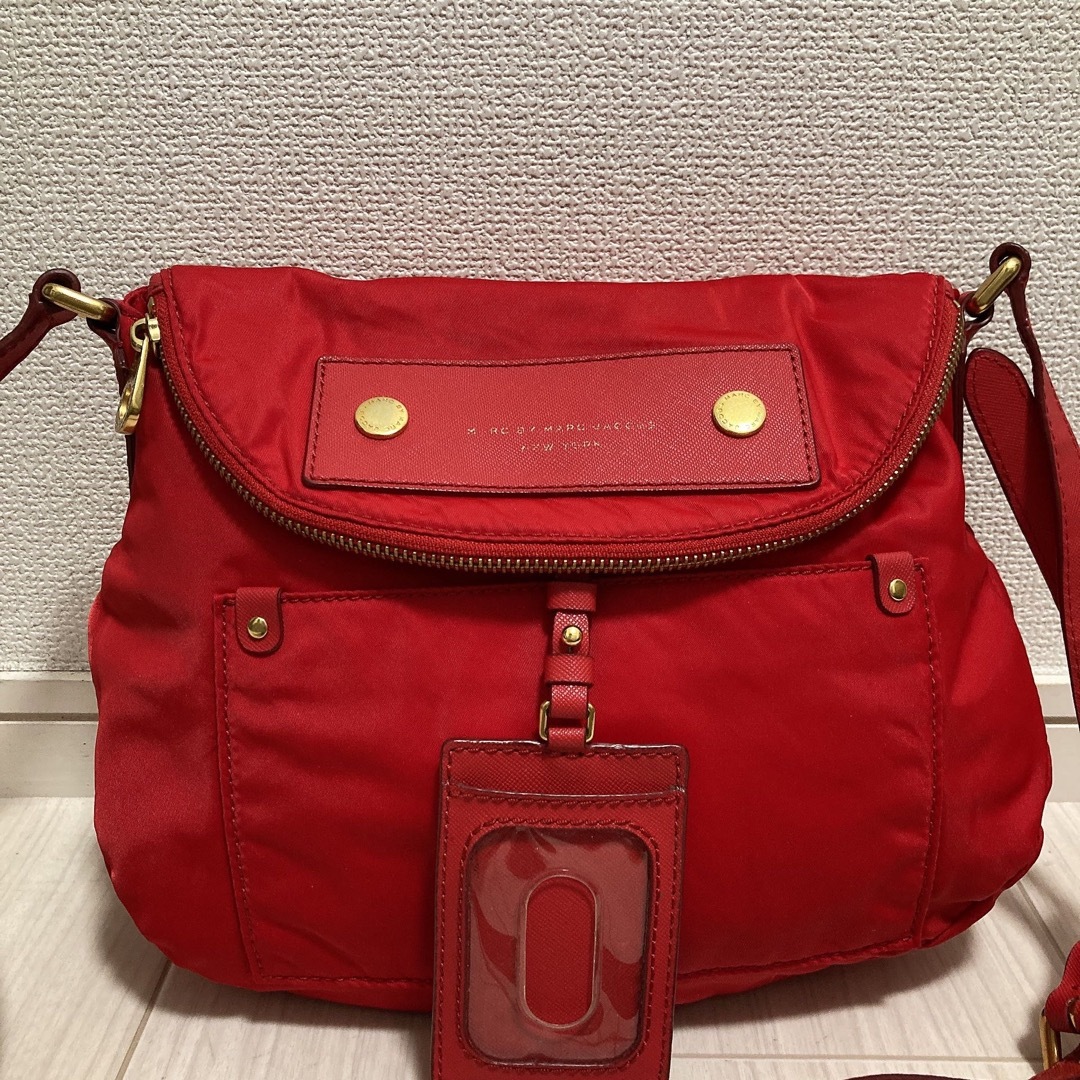 MARC BY MARC JACOBS(マークバイマークジェイコブス)のMARC BY MARC JACOBS レディース ショルダーバッグ ポシェット レディースのバッグ(ショルダーバッグ)の商品写真