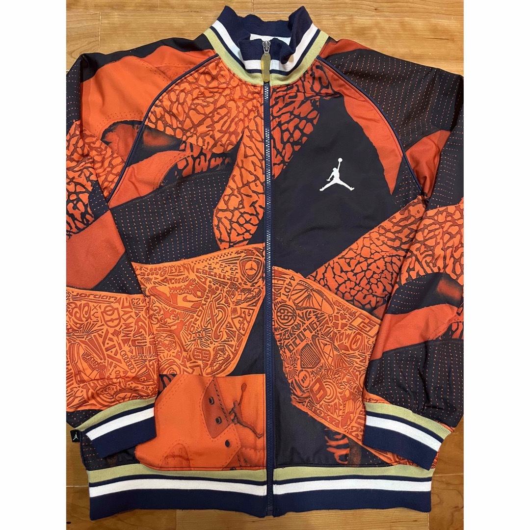 Jordan Brand（NIKE）(ジョーダン)のジョーダン　カラフルジャケット　日本Lサイズ メンズのジャケット/アウター(その他)の商品写真