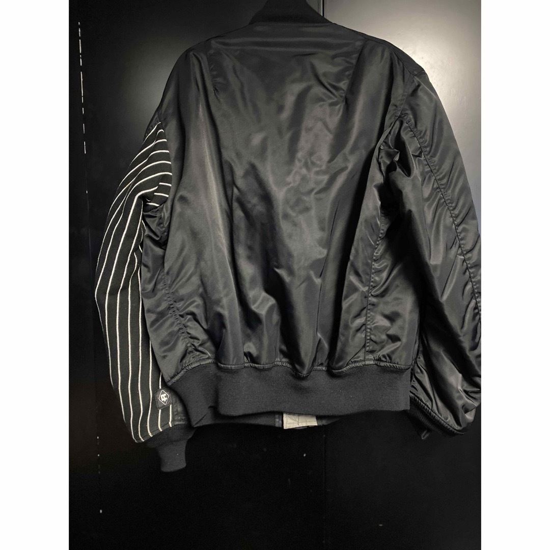 GOODENOUGH(グッドイナフ)の希少 GOODENOUGH RESONATE MAー1 ブラック サイズL メンズのジャケット/アウター(フライトジャケット)の商品写真