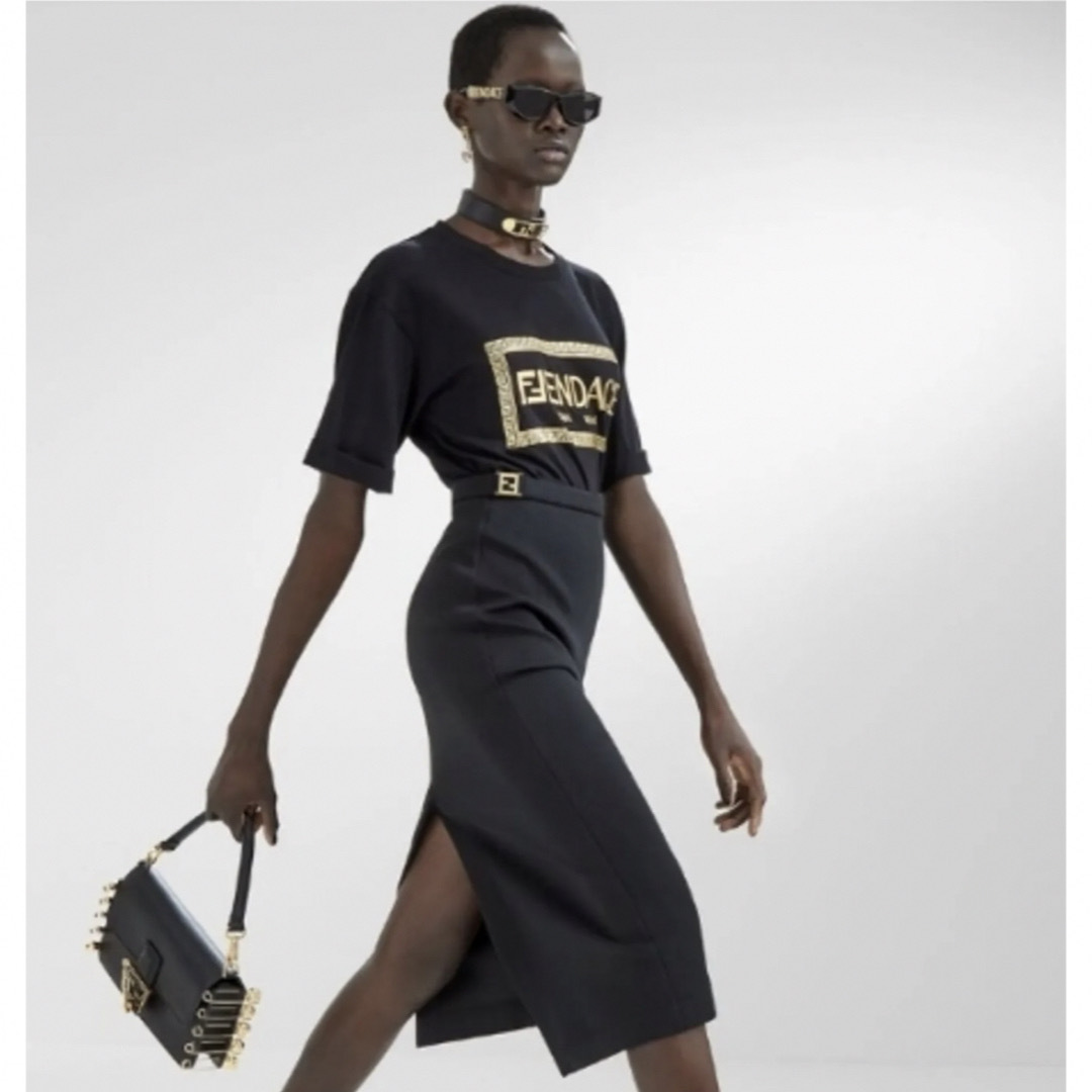 FENDI(フェンディ)のFENDI x VERSACE フェンダーチェ Tシャツ レディースのトップス(Tシャツ(半袖/袖なし))の商品写真