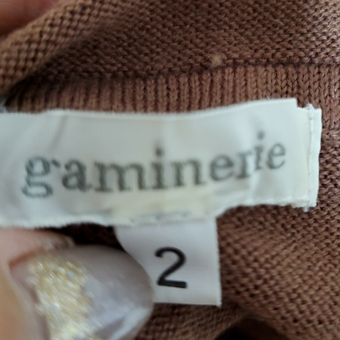 gaminerie(ギャミヌリィ)の未使用　ギャミヌリ　ニット　半袖　茶色 レディースのトップス(ニット/セーター)の商品写真