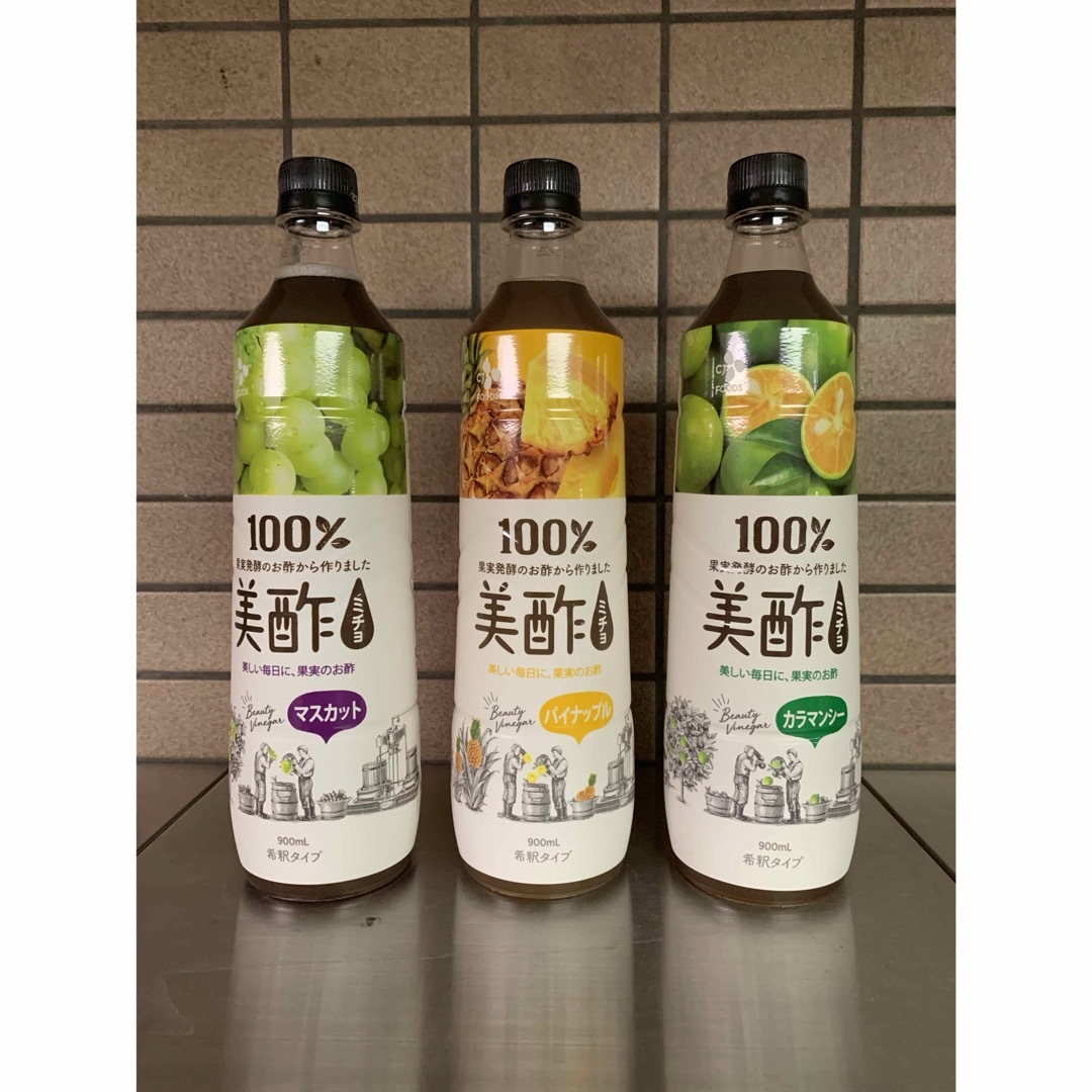 新品送料無料美酢カラマンシーパイナップルマスカット900ml韓国100%発酵酢 食品/飲料/酒の飲料(ソフトドリンク)の商品写真