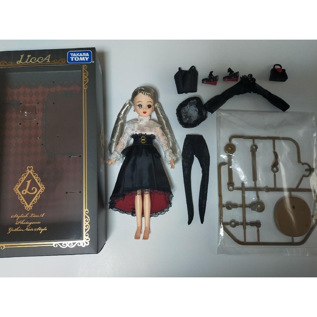 LiccA リカちゃんゴシックノワールスタイル 背負え LiccA リカちゃんゴシックノワールスタイル 背負え