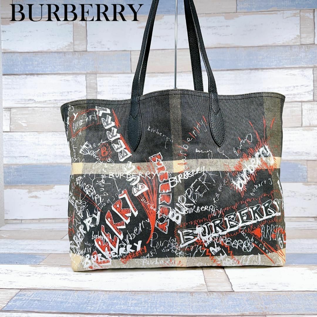 BURBERRY(バーバリー)のBURBERRY バーバリー ドゥードル リバーシブルトートバッグ チェック レディースのバッグ(トートバッグ)の商品写真