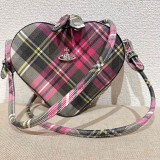 ヴィヴィアンウエストウッド(Vivienne Westwood)の未使用VivienneWestwoodオーブ＆DERBYハートショルダーバッグ(ショルダーバッグ)