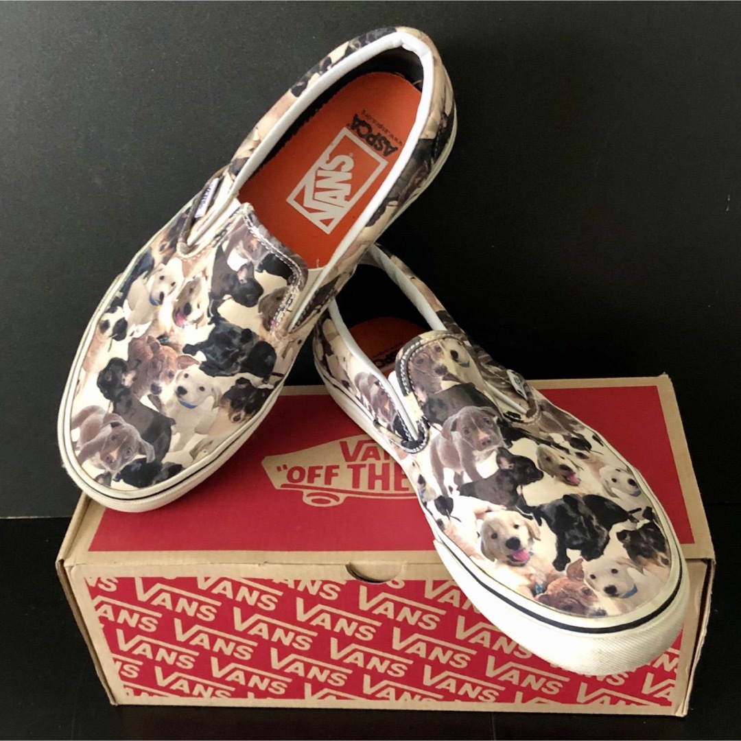 VANS(ヴァンズ)の仔犬総柄 26.5★VANS スリッポン★ASPCA Puppiesコラージュ メンズの靴/シューズ(スニーカー)の商品写真