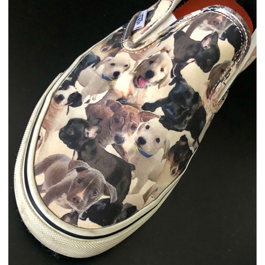 VANS(ヴァンズ)の仔犬総柄 26.5★VANS スリッポン★ASPCA Puppiesコラージュ メンズの靴/シューズ(スニーカー)の商品写真