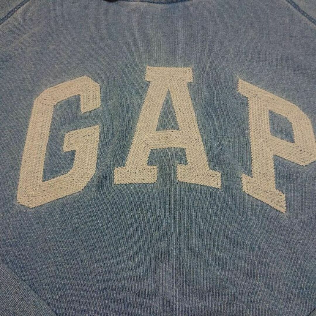 GAP(ギャップ)のGAP デニム風 希少カラー スウェットパーカー 古着 ギャップ ビッグロゴ刺繍 メンズのトップス(パーカー)の商品写真