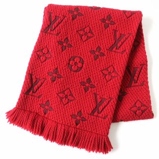 ルイヴィトン(LOUIS VUITTON)の美品△正規品 LOUIS VUITTON ルイヴィトン M72432 エシャルプ ロゴマニア モノグラム シルク混 ニットマフラー ルビー レッド イタリア製(マフラー/ショール)