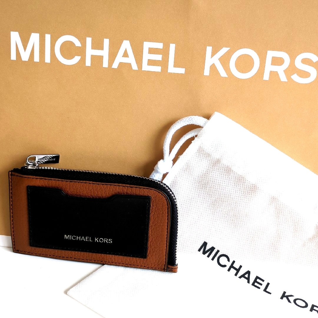 Michael Kors(マイケルコース)の大特価‼️新品　MICHAEL KORS　コインケース　カードケース　ミニ財布 メンズのファッション小物(コインケース/小銭入れ)の商品写真