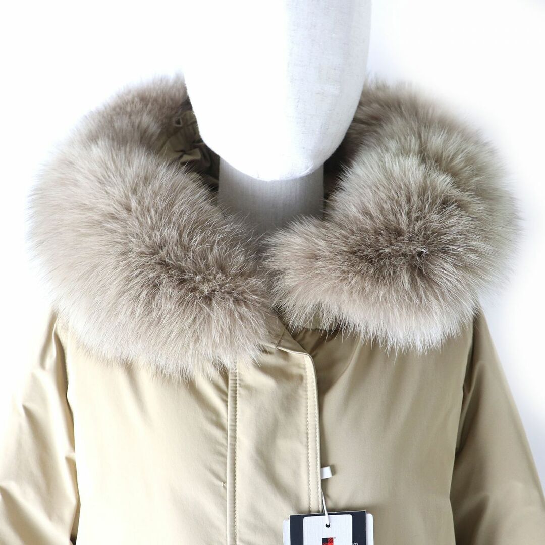 WOOLRICH(ウールリッチ)の未使用品△正規品 WOOLRICH ウールリッチ WWOU0437 KEYSTONE PARKA FOXファー・フード付き ダウンコート ベージュ S 定価151,800円＋税　e08-st30306-2 レディースのジャケット/アウター(ダウンジャケット)の商品写真