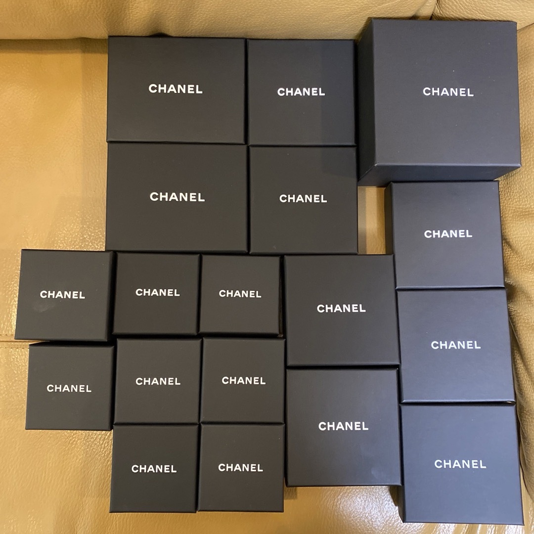 CHANEL シャネル　アクセサリーピアス、ブローチ 、ネックレス空箱18セット