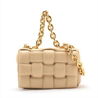 ボッテガヴェネタ(Bottega Veneta)のボッテガヴェネタ カセット レザー  ベージュ レディース ショルダーバッ(ショルダーバッグ)