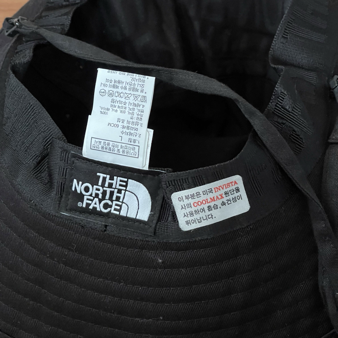 THE NORTH FACE(ザノースフェイス)のノースフェイス TNF LOGO BUCKET HAT NE3HN53 メンズの帽子(ハット)の商品写真