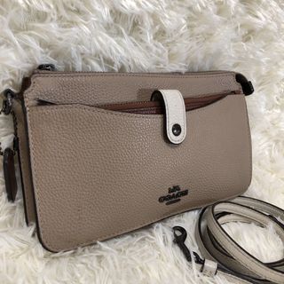 コーチ(COACH)の【訳あり】COACH ウォレットショルダー お財布バッグ ロゴ　馬車　ポーチ(ショルダーバッグ)