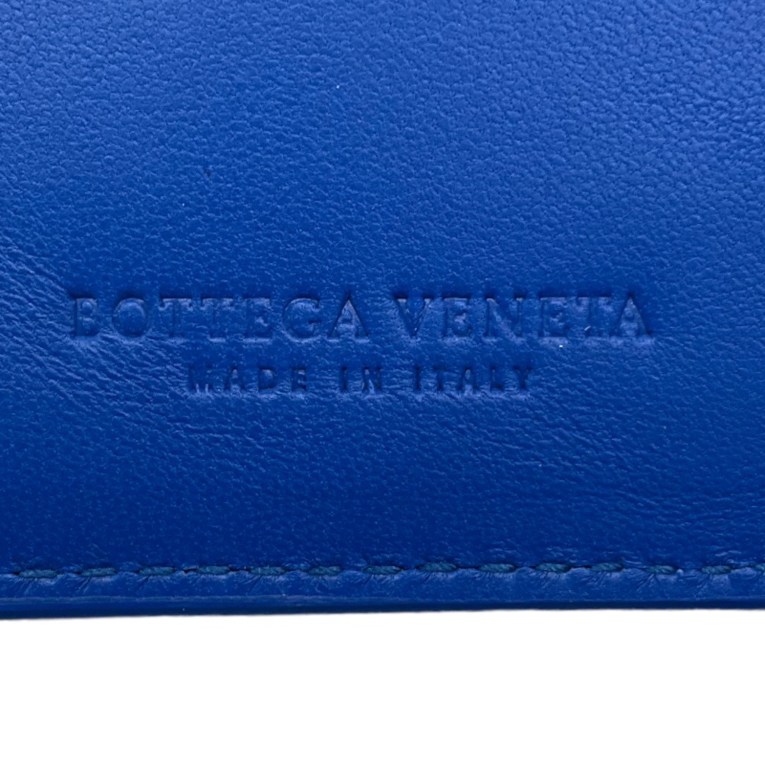 Bottega Veneta(ボッテガヴェネタ)のボッテガ・ヴェネタ BOTTEGA VENETA マキシイントレ財布 ブルー レザー メンズ 二つ折り財布 メンズのファッション小物(折り財布)の商品写真